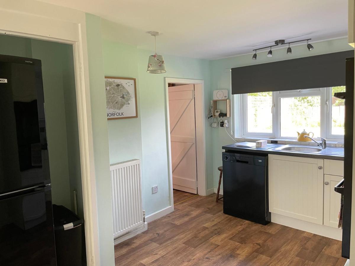 Betty'S Cottage - Traditional Norfolk Farm Cottage Swafield Extérieur photo